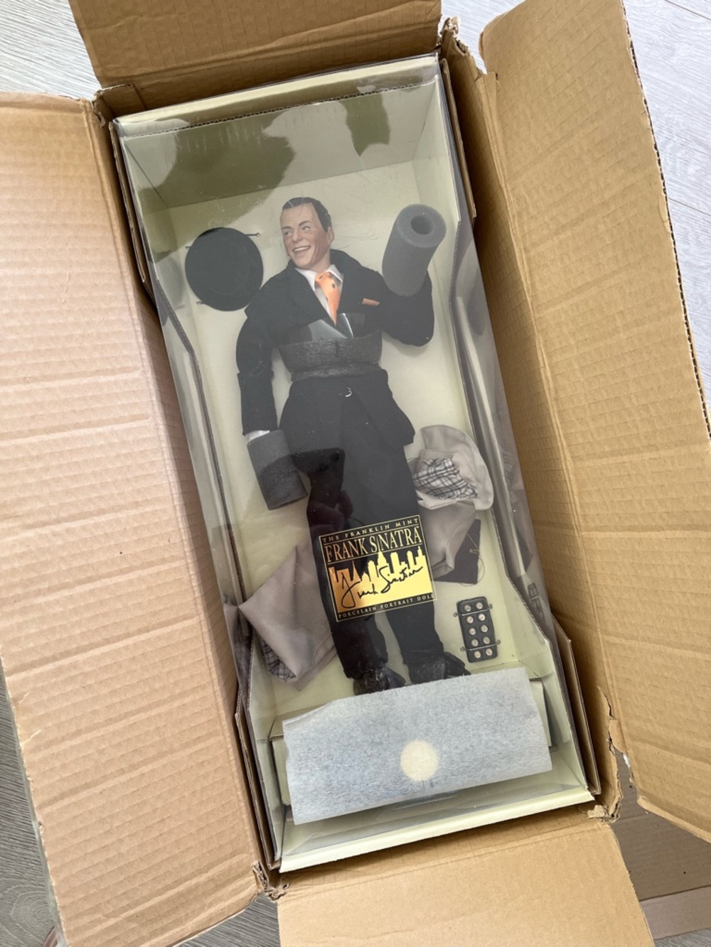Vintage Collectible Frank Sinatra Franklin Mint Porcelain Doll with Musical Base